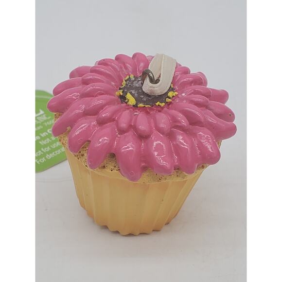 Ornament -  Flowerly Cupcake - Picture 1 of 4